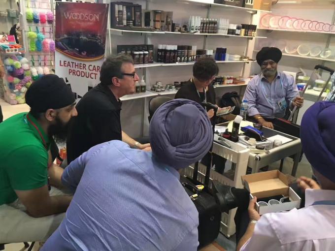 পাইকারি PSAF বিনামূল্যে জল প্রতিরোধী কাপড়ের জন্য জলরোধী চামড়া আসবাবপত্র সুরক্ষা আসবাবপত্র যত্ন জলরোধী স্প্রে 27